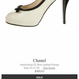 Chanel interlocking bow pumps